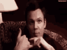 /static/media/callMe.bf63253c9b524fc8d897.gif